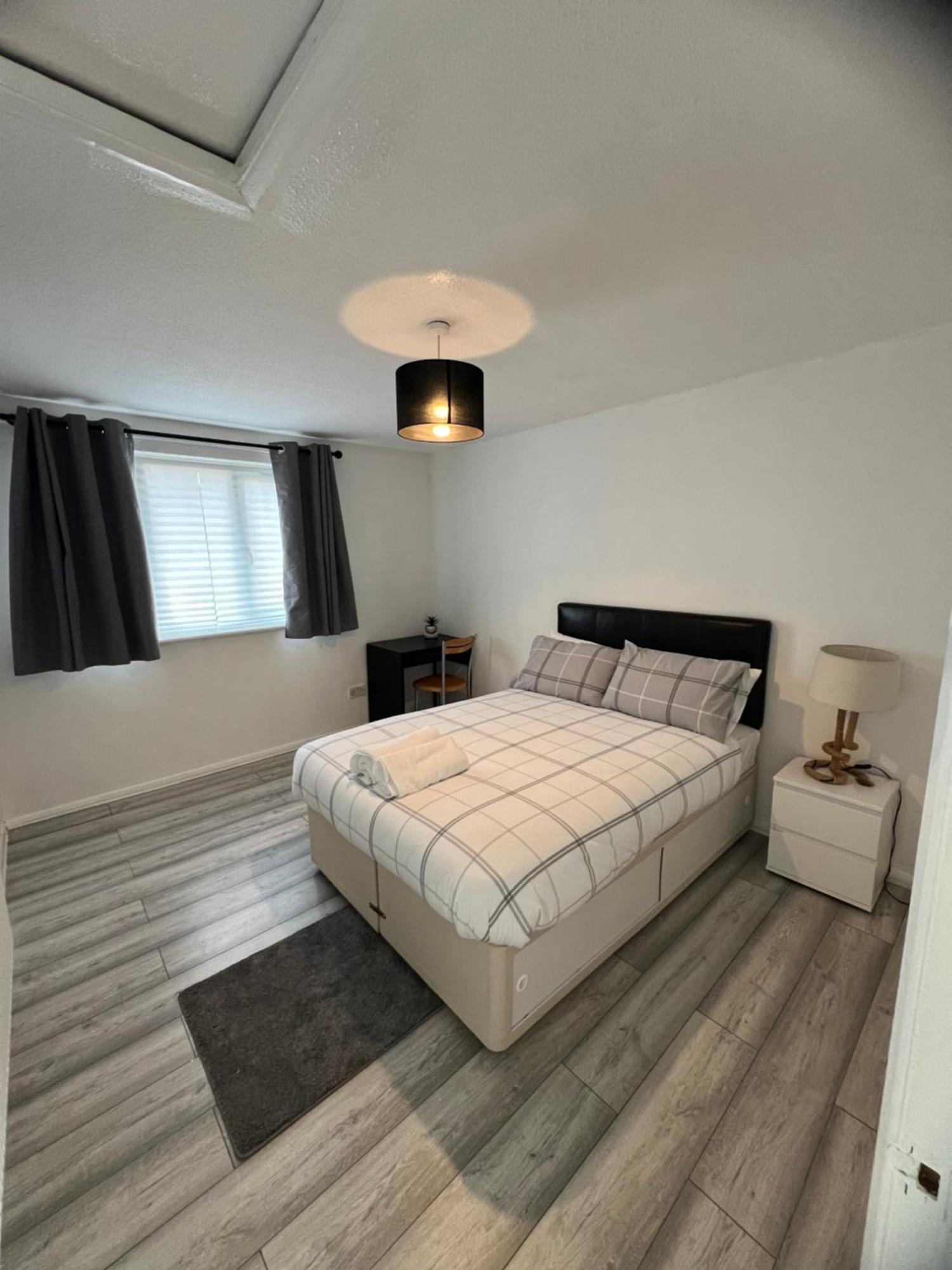 Auxano Apartments Londen Buitenkant foto