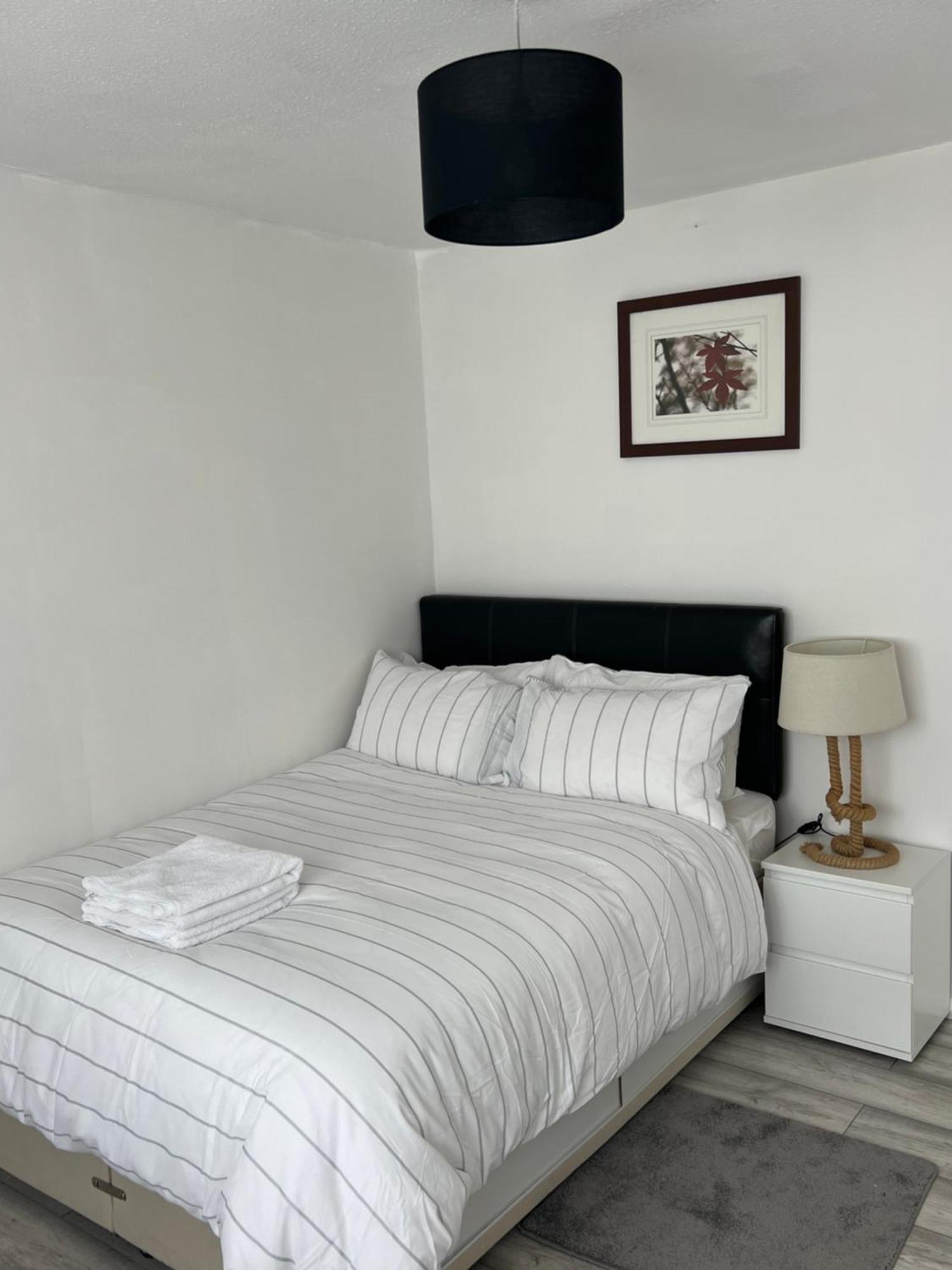 Auxano Apartments Londen Buitenkant foto