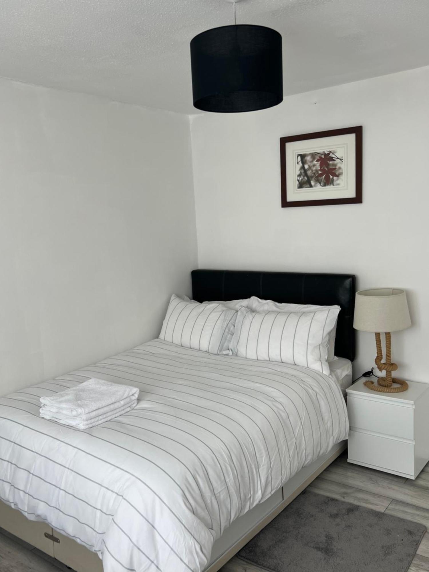 Auxano Apartments Londen Buitenkant foto